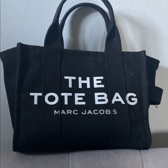 Marc Jacobs Handbags - Marc Jacobs THE
MINI TOTE BAG